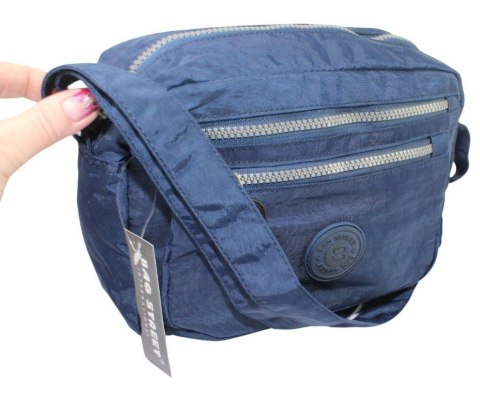 Stylowa Lekka Materiałowa Torba Kresz Wodoodporna Pozioma Średnia Na Ramię Bag Street NR 2245 GRANATOWY 28 x 19 x 12 [cm]