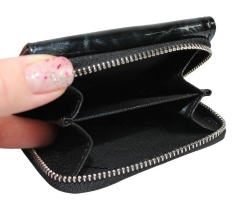 Portfel Skórzany Jennifer Jones Bułeczka Skóra Naturalna Lakierowana Z Suwakiem 5263-14 CZARNY 9,5 x 7 x 3 [cm]