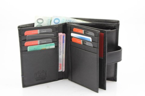 Portfel Męski PIERRE CARDIN Skóra Licowa RFID Duży Pionowy Z Zapięciem MATOWY Z OZDOBNYM ELEMENTEM 331A 13 x 10 x 3 [cm]