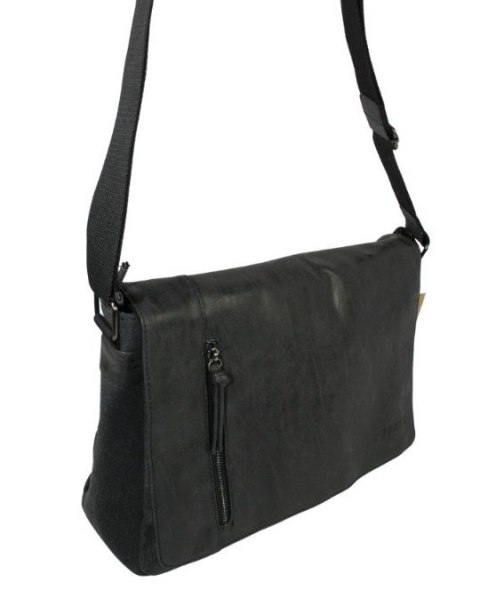 Skórzana Torba JENNIFER JONES Listonoszka Ze Skórzaną Klapką CZARNA 4526 37 x 29 x 14